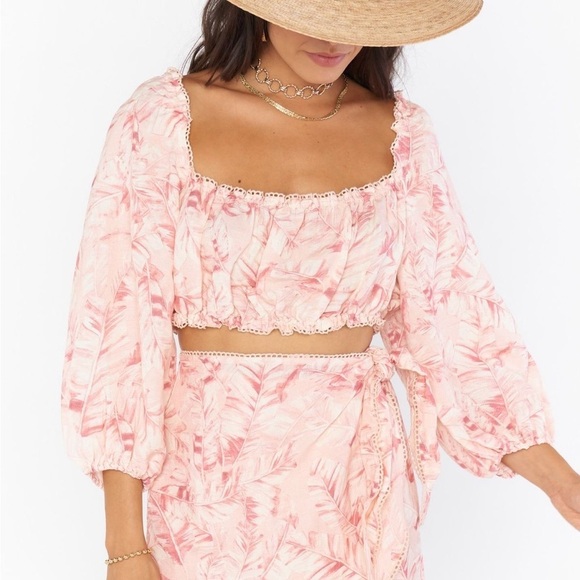 SHOW ME YOUR MUMU Claudia Pink Floral Crop Top - Picture 2 of 7
